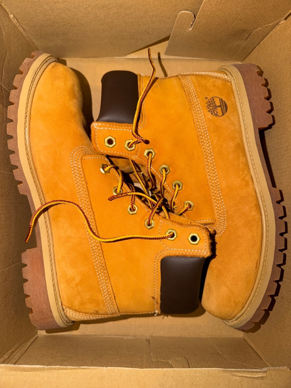Timberlands Wheat Junior Boots